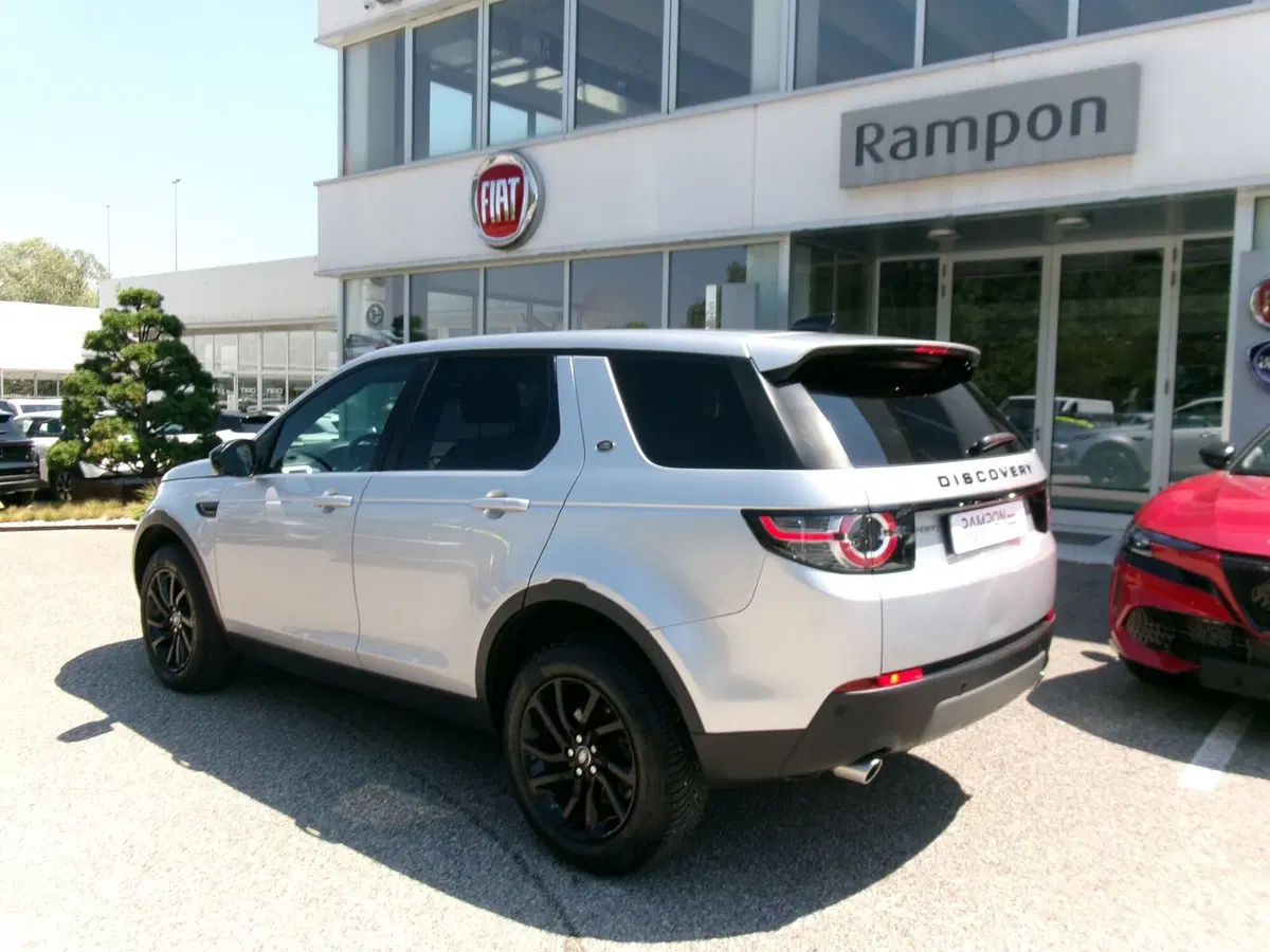 Land Rover Discovery Sport usata a Venezia (5)