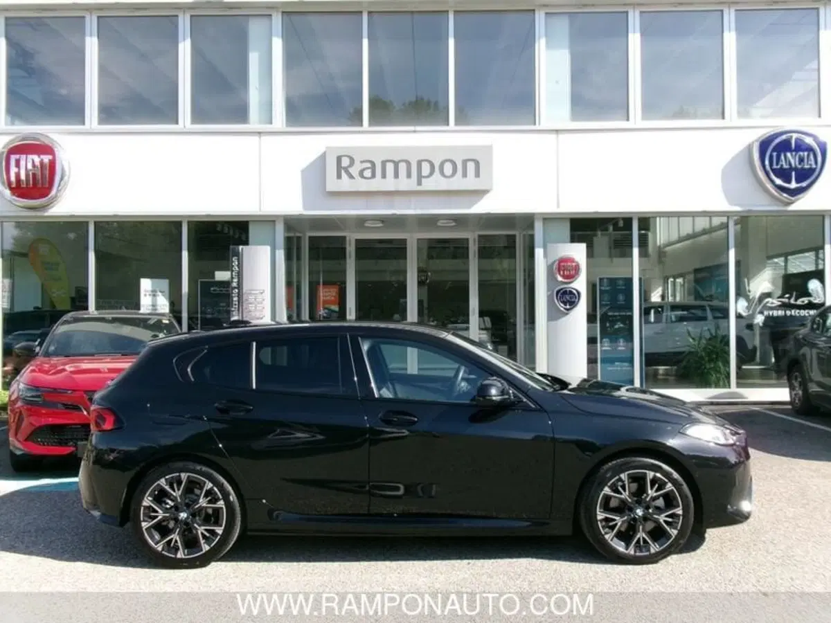 BMW Serie 1 5p. usata a Venezia (2)