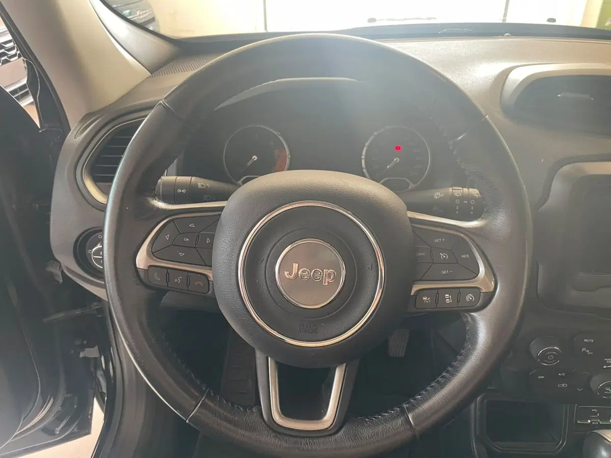 Jeep Renegade usata a Lucca (11)