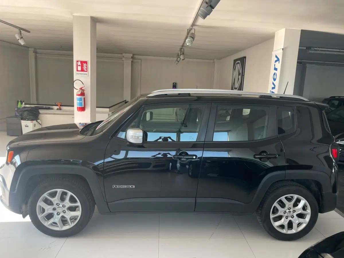 Jeep Renegade usata a Lucca (2)