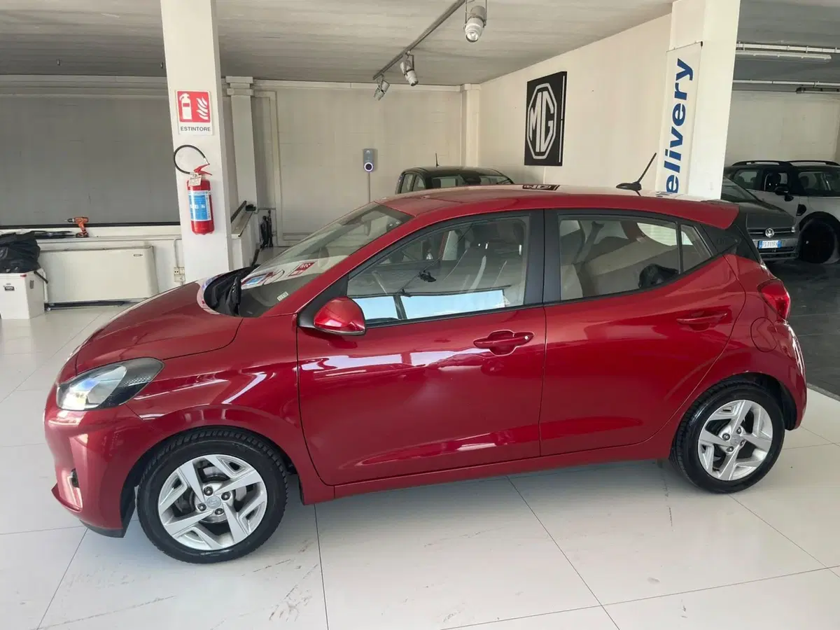 Hyundai i10 usata a Lucca (2)