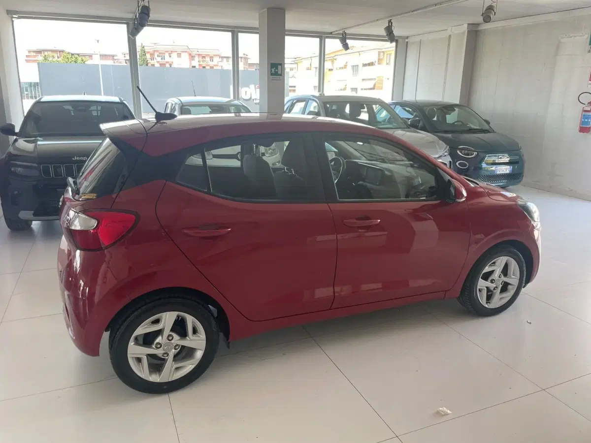 Hyundai i10 usata a Lucca (5)