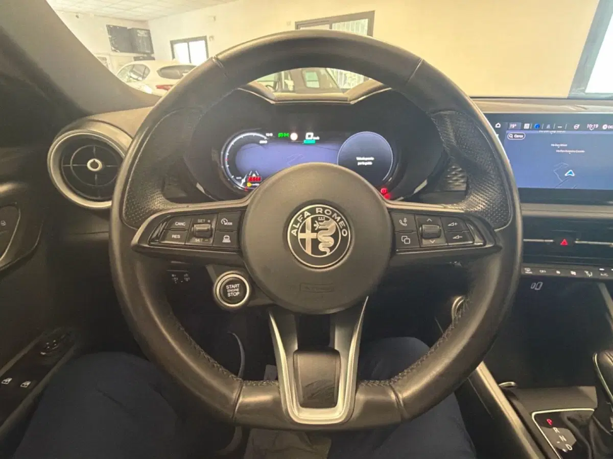 Alfa Romeo Tonale usata a Palermo (16)