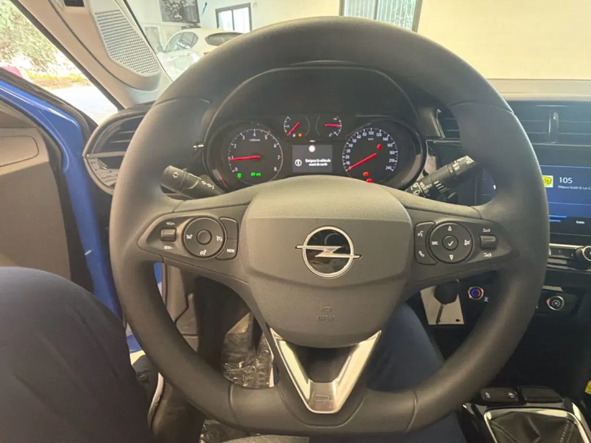 Opel Corsa nuova a Palermo (13)