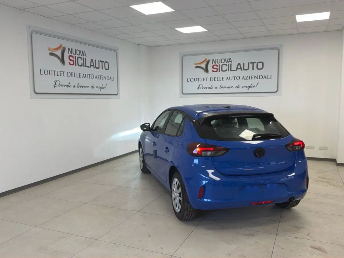 Opel Corsa nuova a Palermo (15)