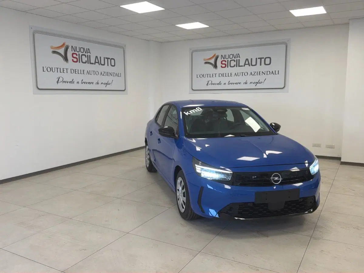 Opel Corsa nuova a Palermo (2)