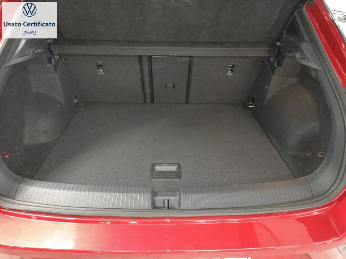 Volkswagen T-Roc usata a Genova (6)