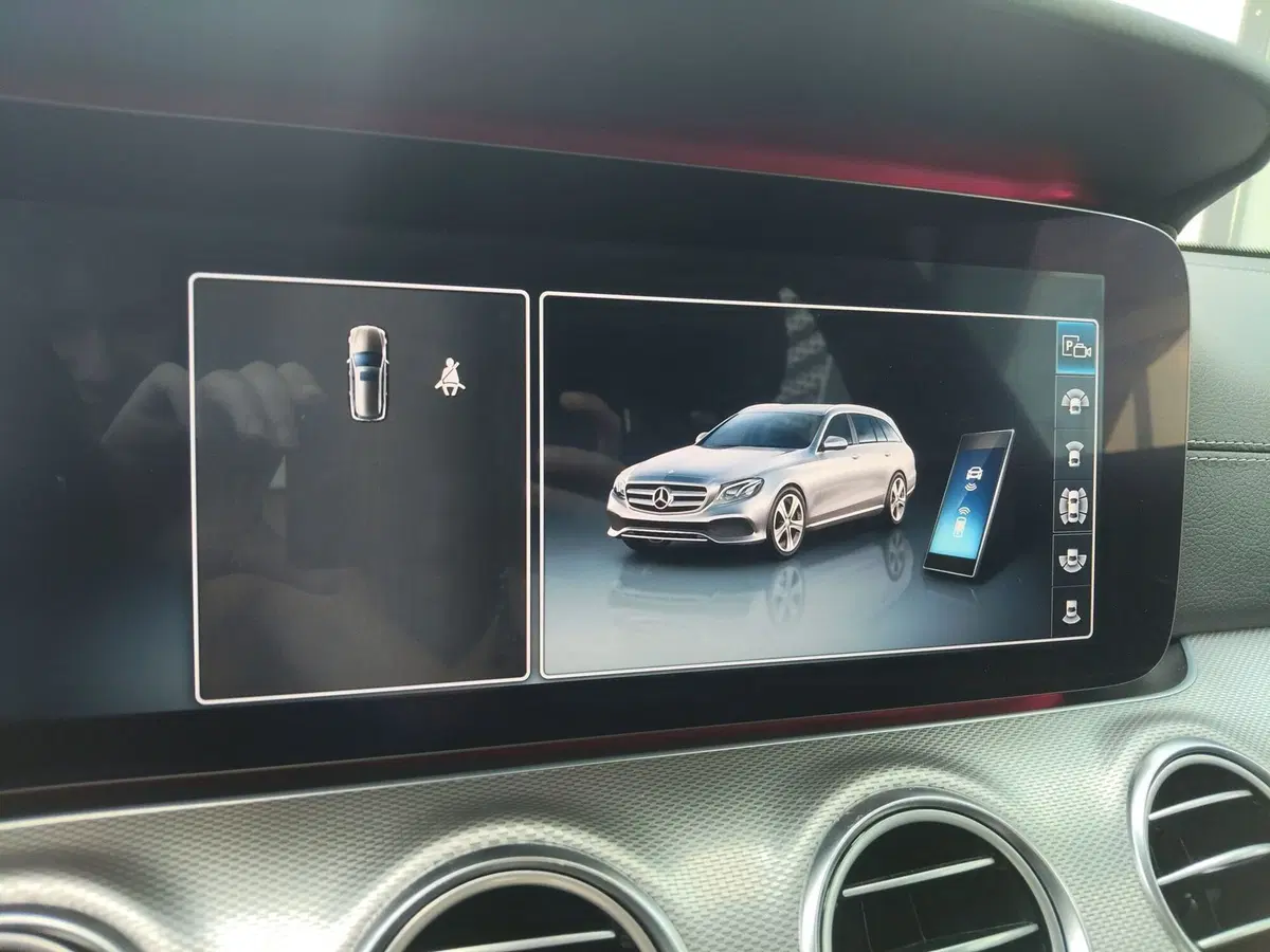 Mercedes-Benz Classe E Station Wagon usata a Modena (11)