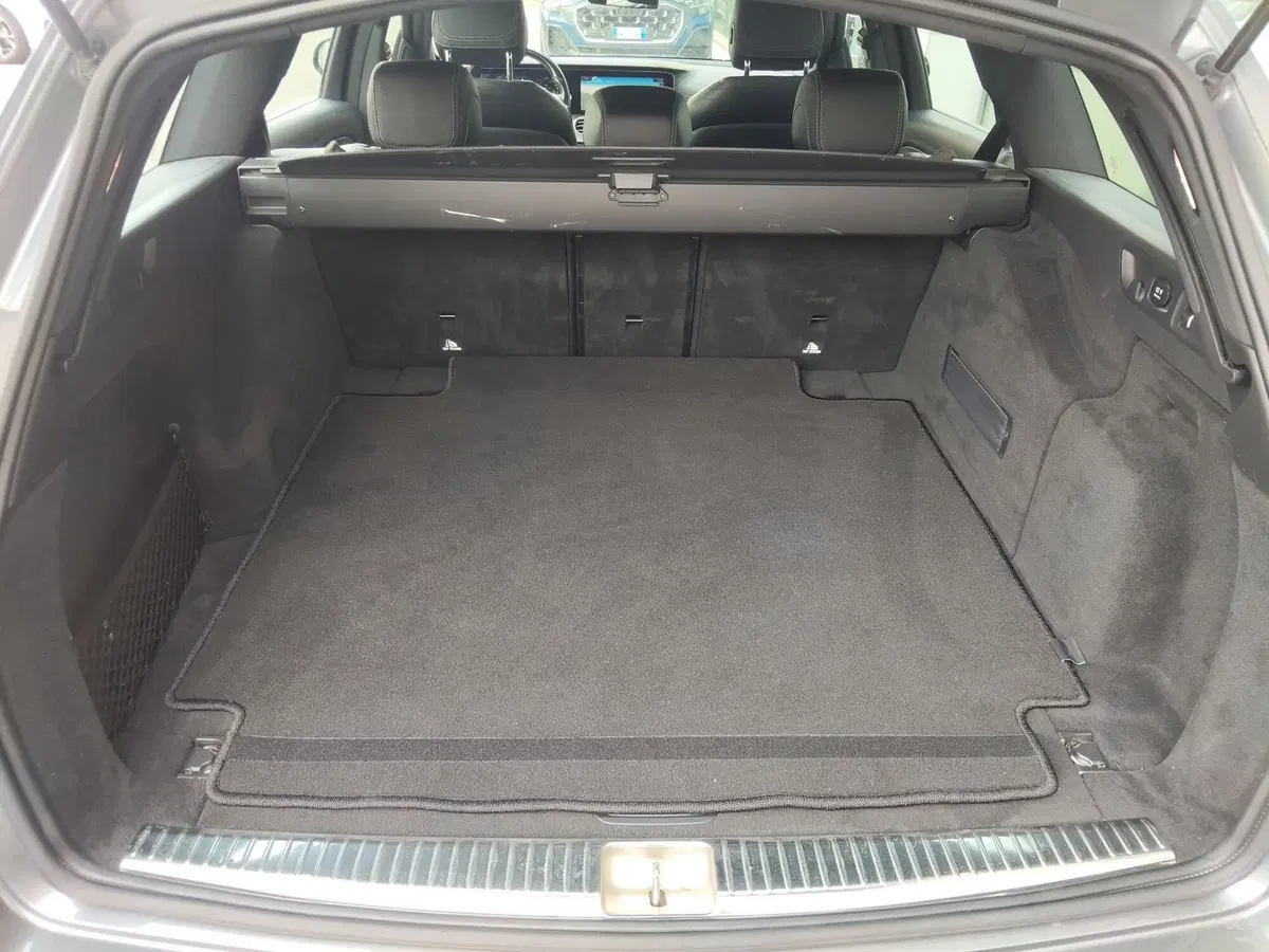 Mercedes-Benz Classe E Station Wagon usata a Modena (19)