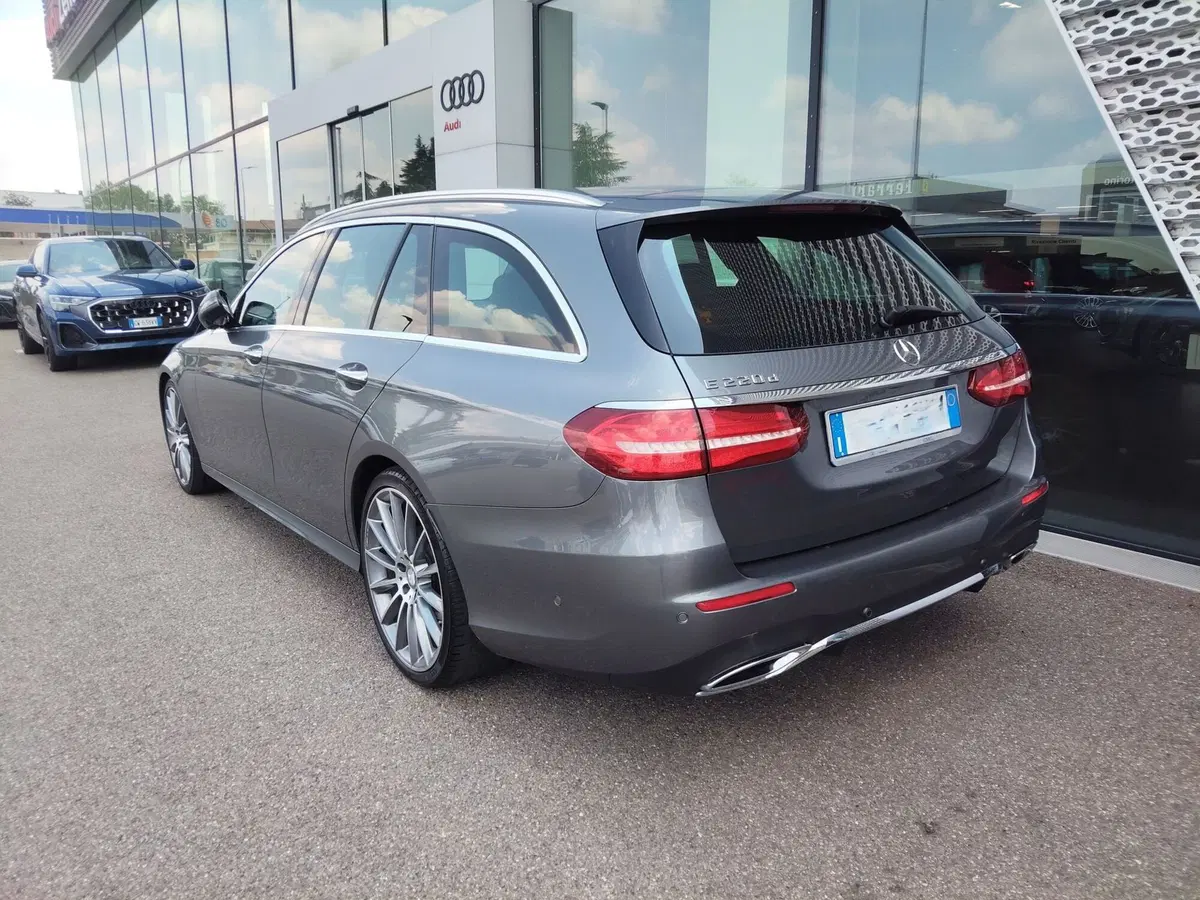 Mercedes-Benz Classe E Station Wagon usata a Modena (4)
