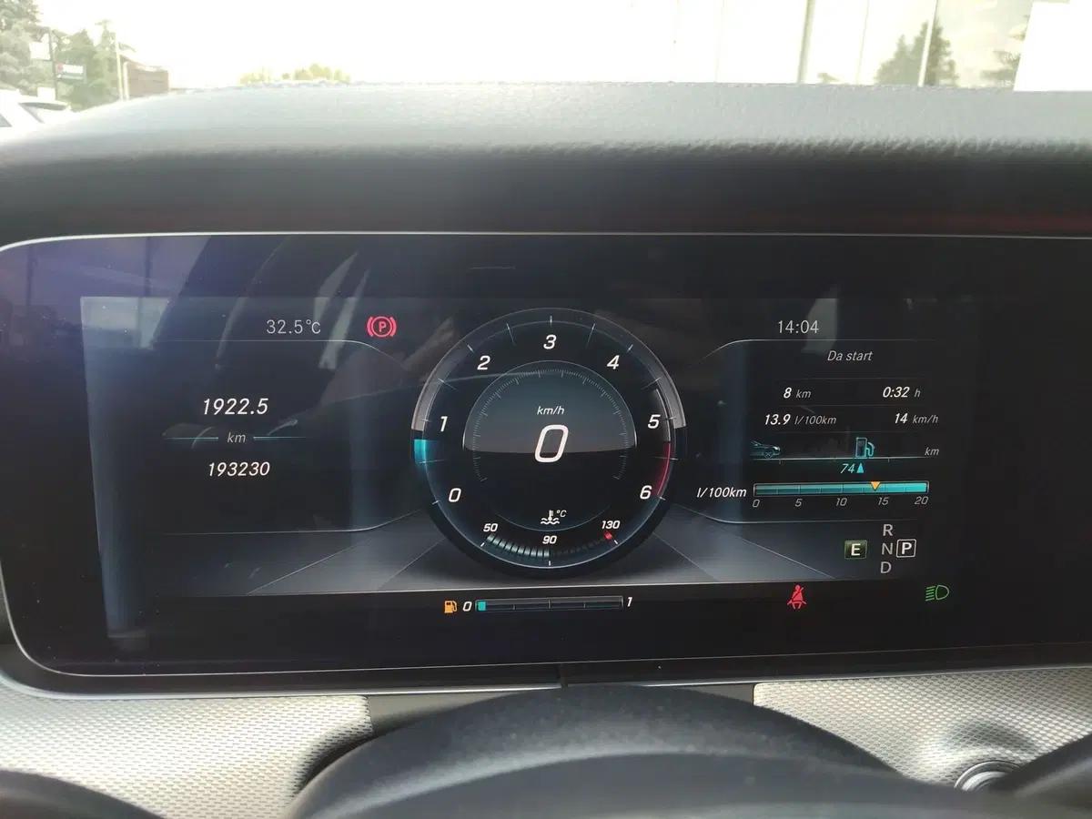 Mercedes-Benz Classe E Station Wagon usata a Modena (9)