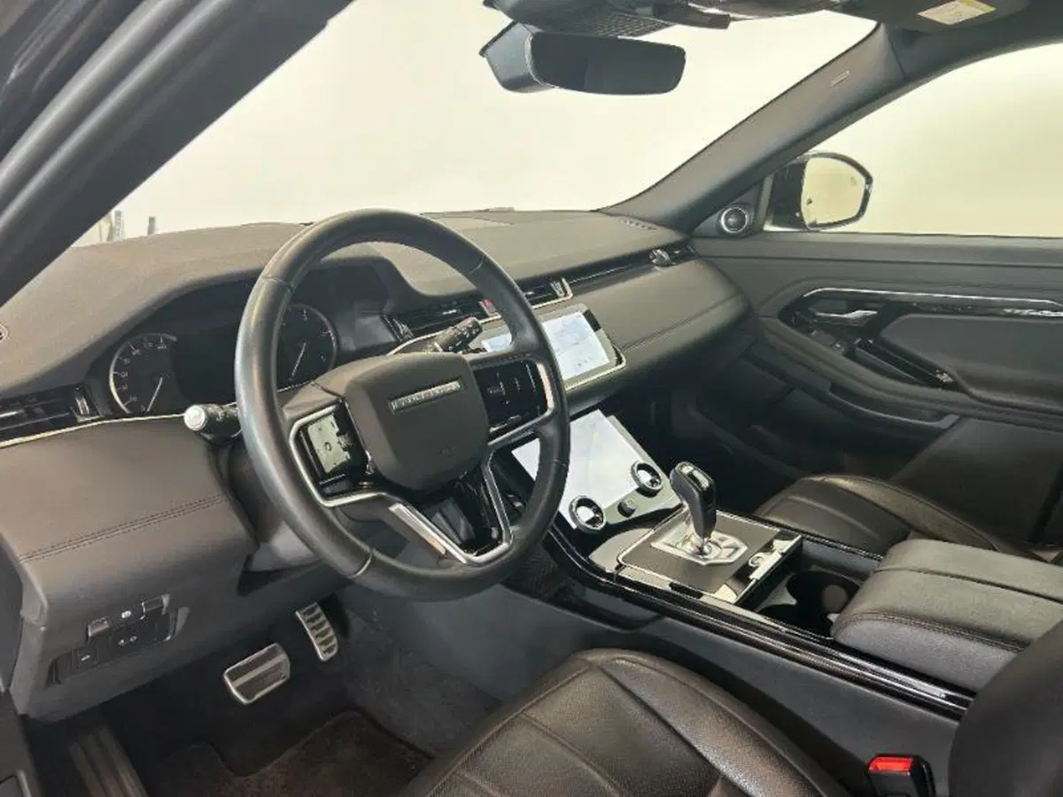 Land Rover Range Rover Evoque usata a Venezia (15)
