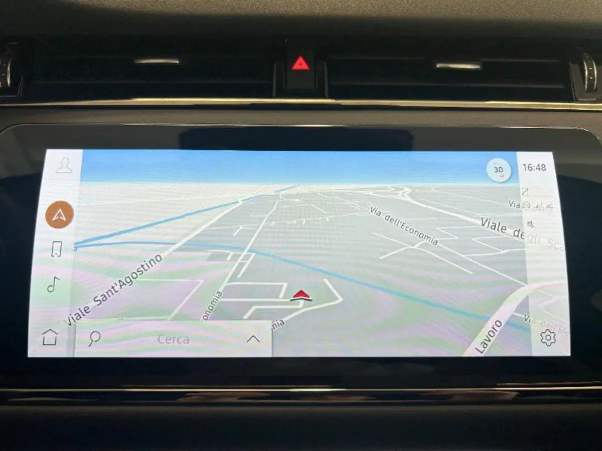 Land Rover Range Rover Evoque usata a Venezia (19)