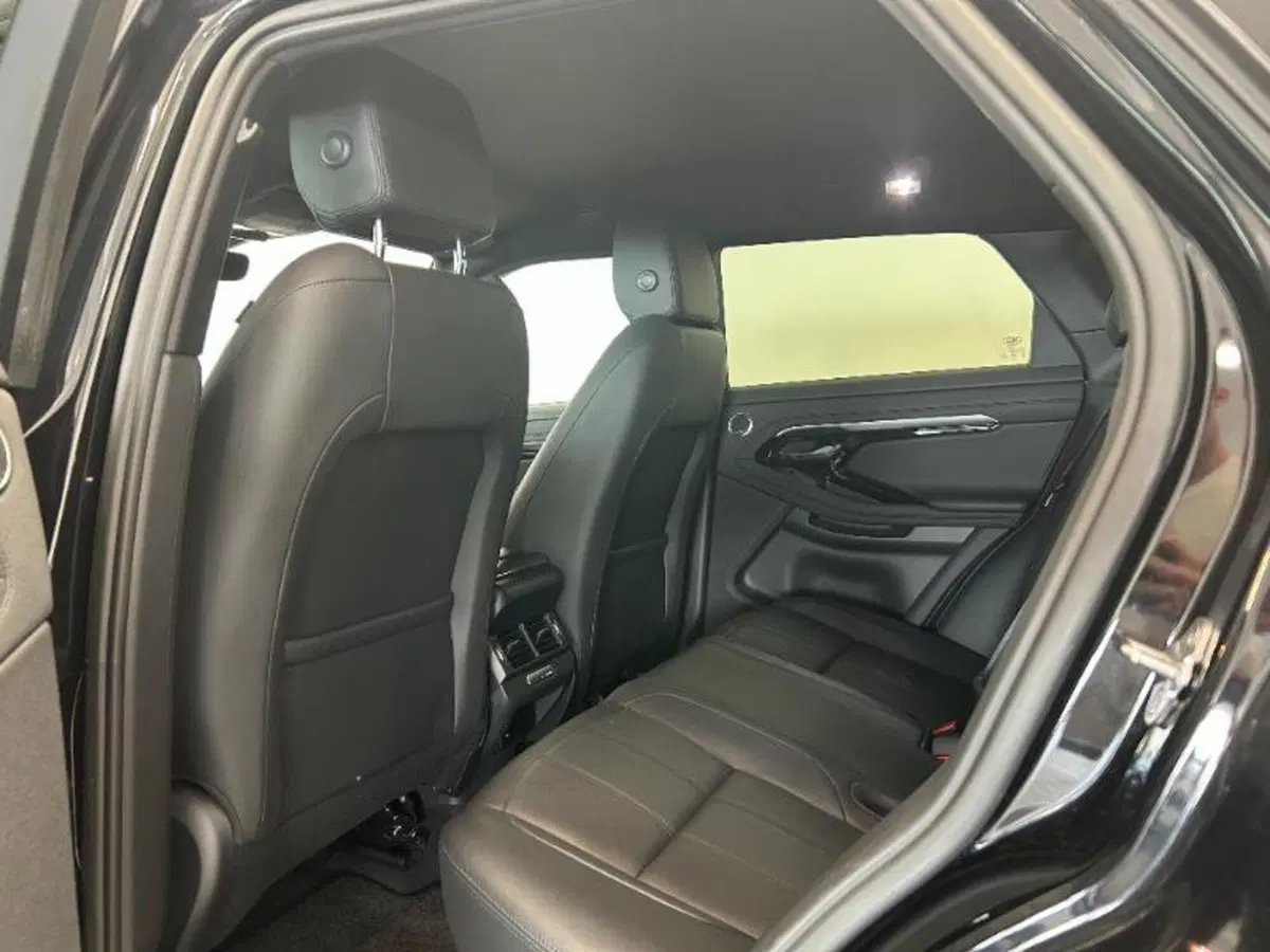 Land Rover Range Rover Evoque usata a Venezia (20)