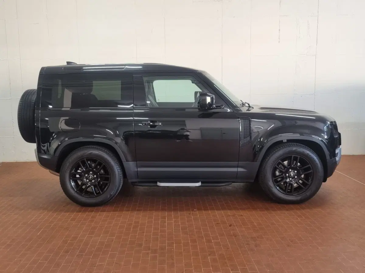 Land Rover Defender usata a Brescia (6)