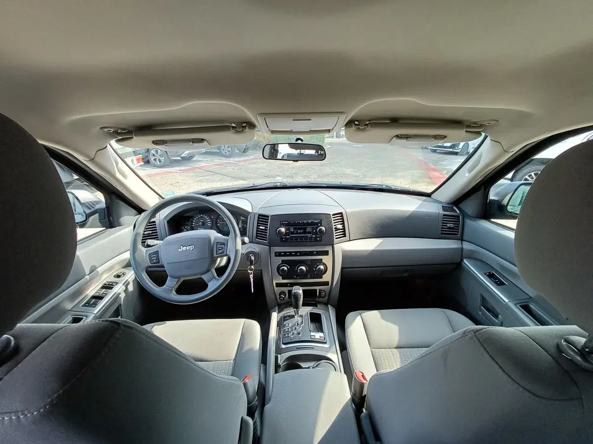 Jeep Grand Cherokee usata a Modena (14)