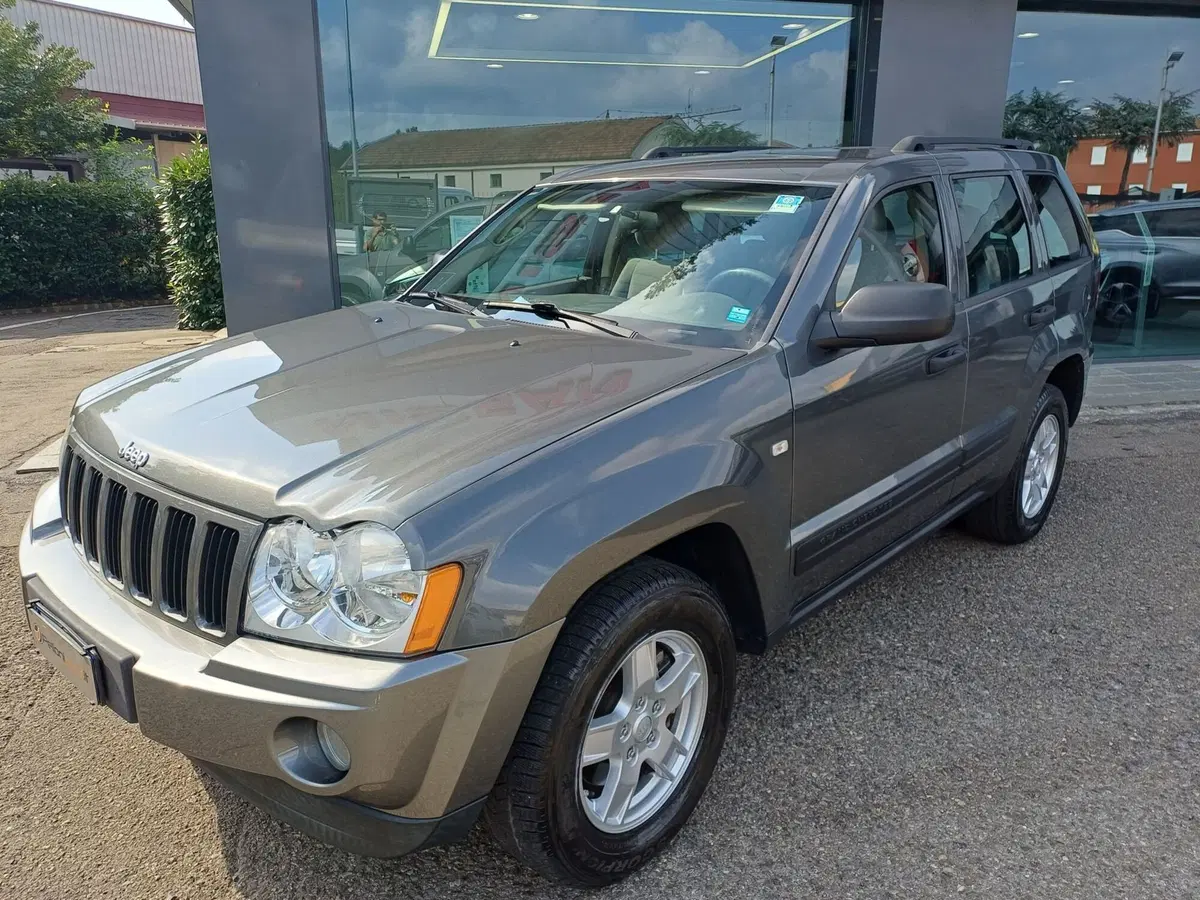 Jeep Grand Cherokee usata a Modena (2)