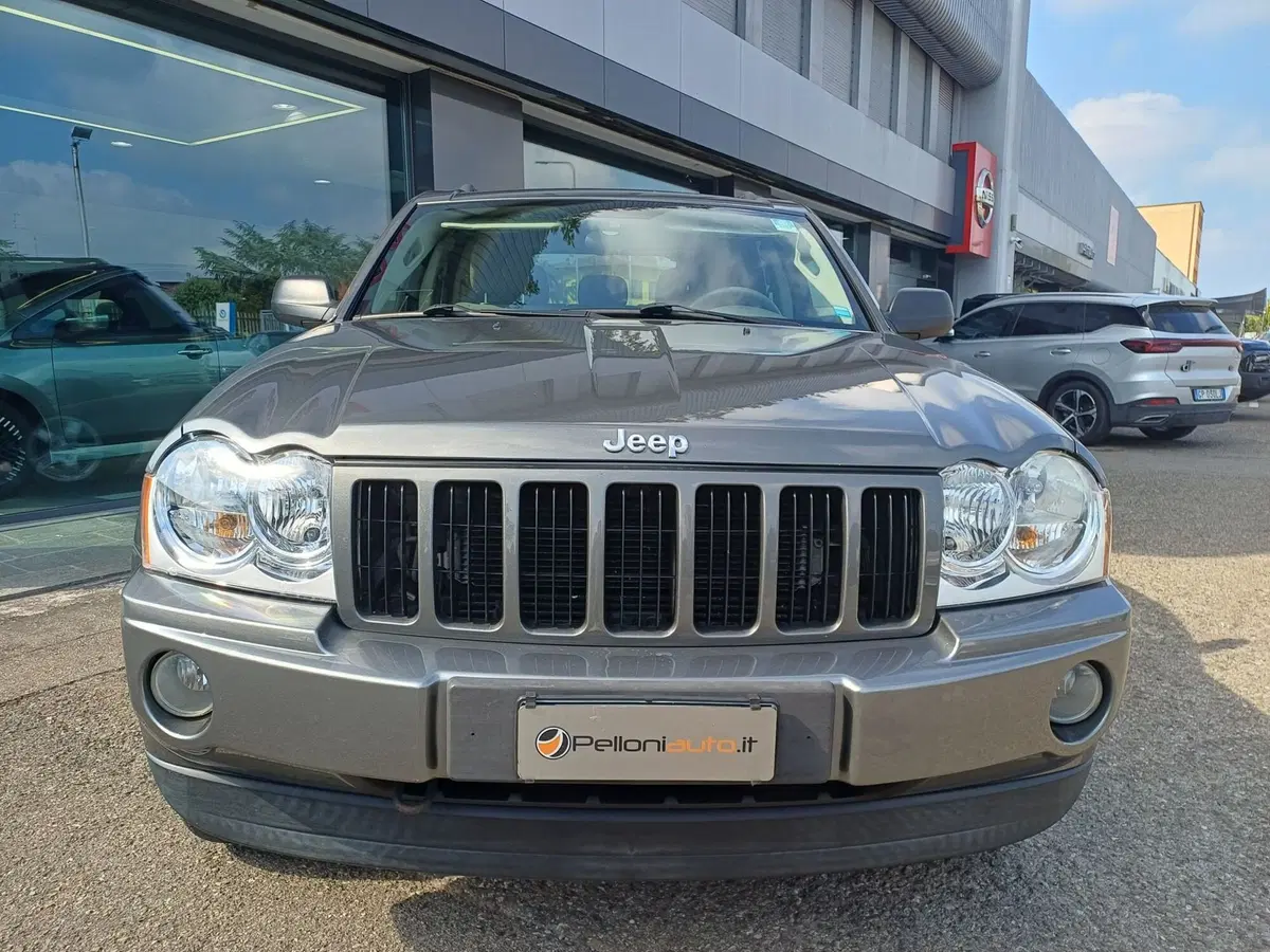 Jeep Grand Cherokee usata a Modena (5)