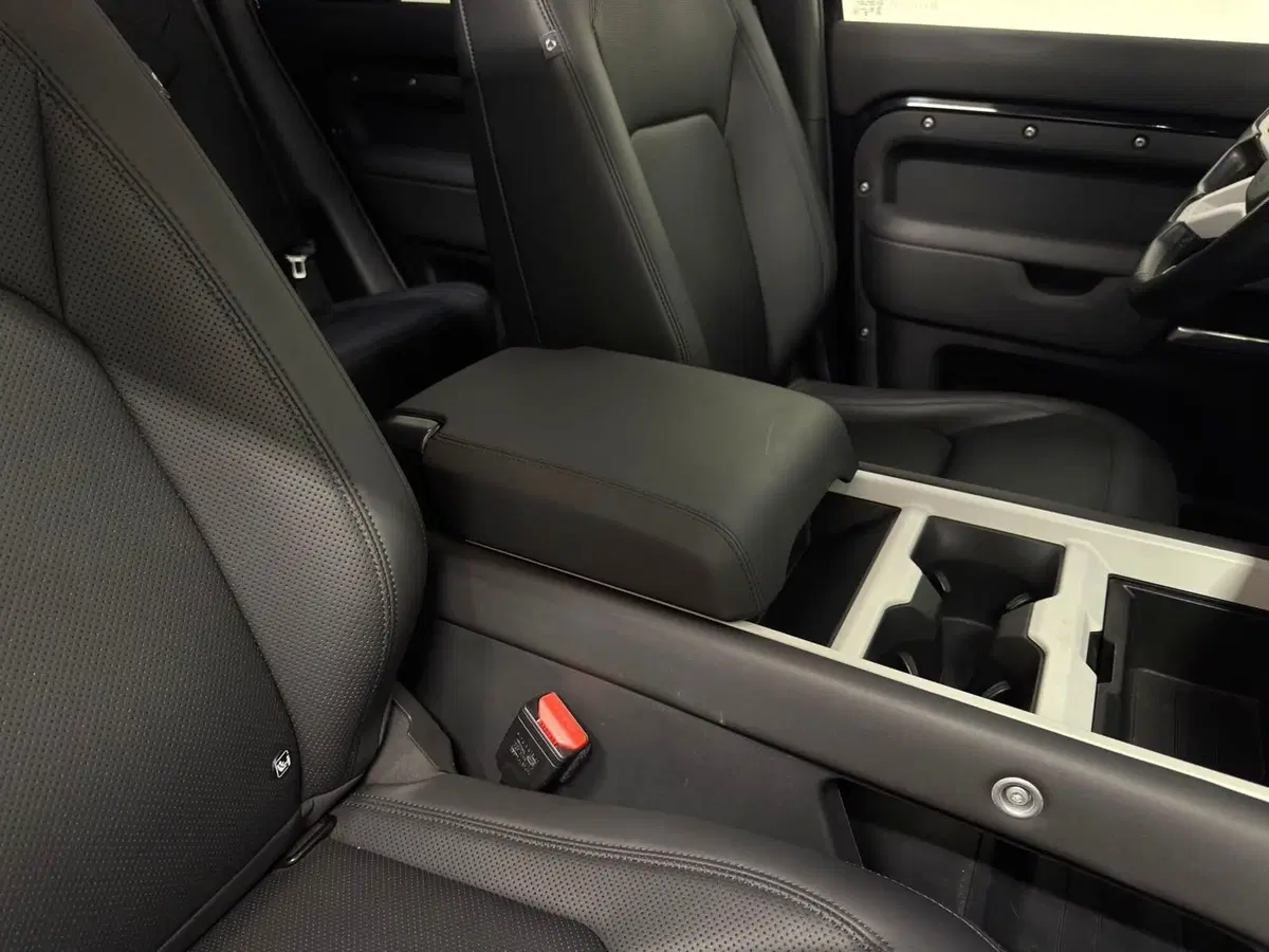 Land Rover Defender usata a Novara (16)