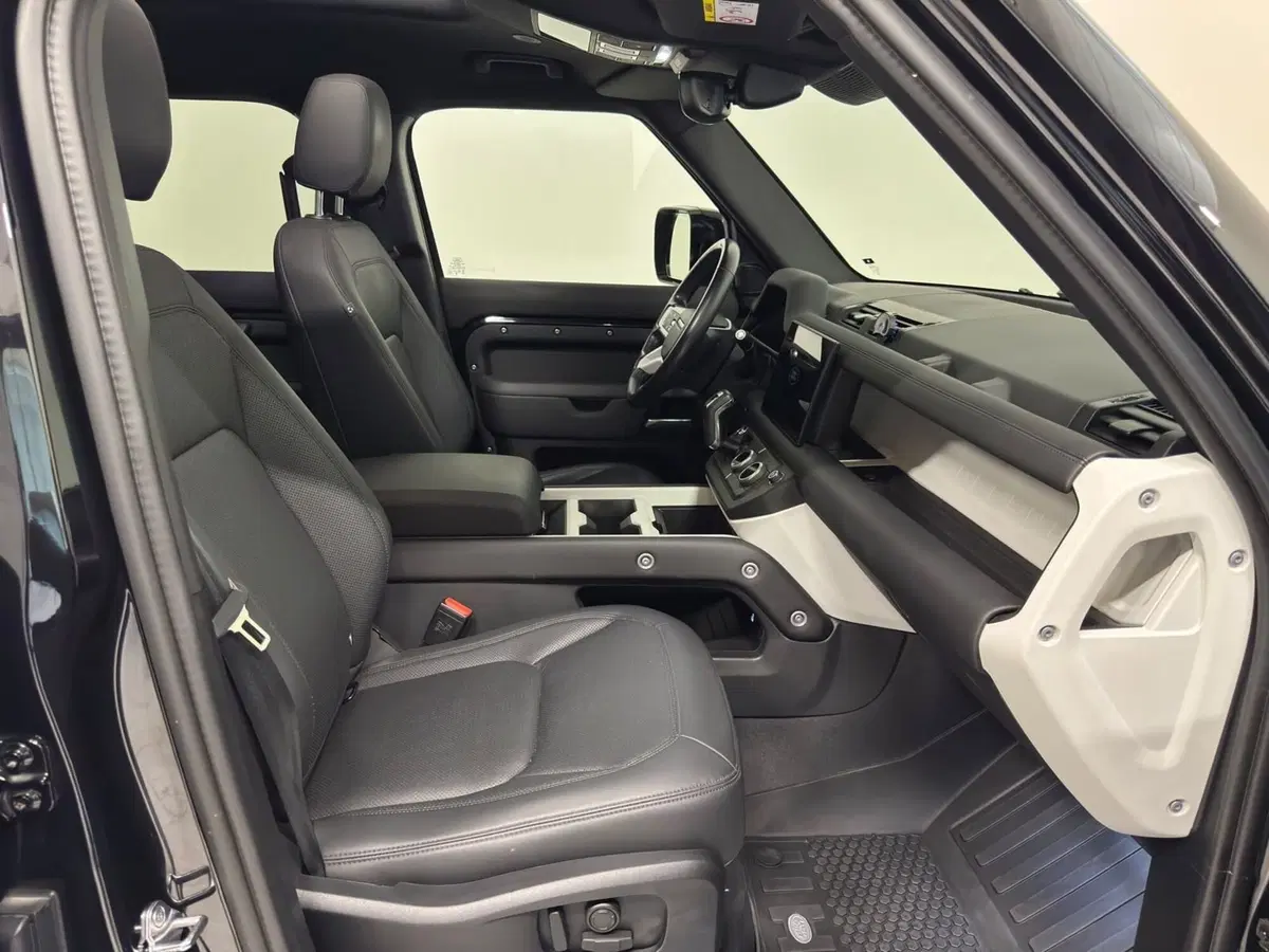 Land Rover Defender usata a Novara (3)