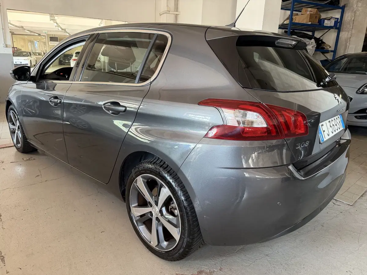 Peugeot 308 SW usata a Genova (3)