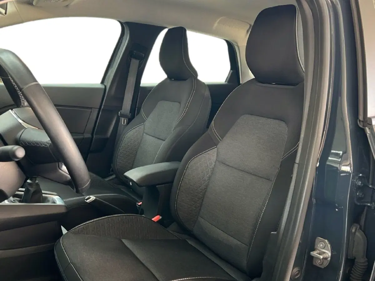 Renault Captur usata a Roma (12)