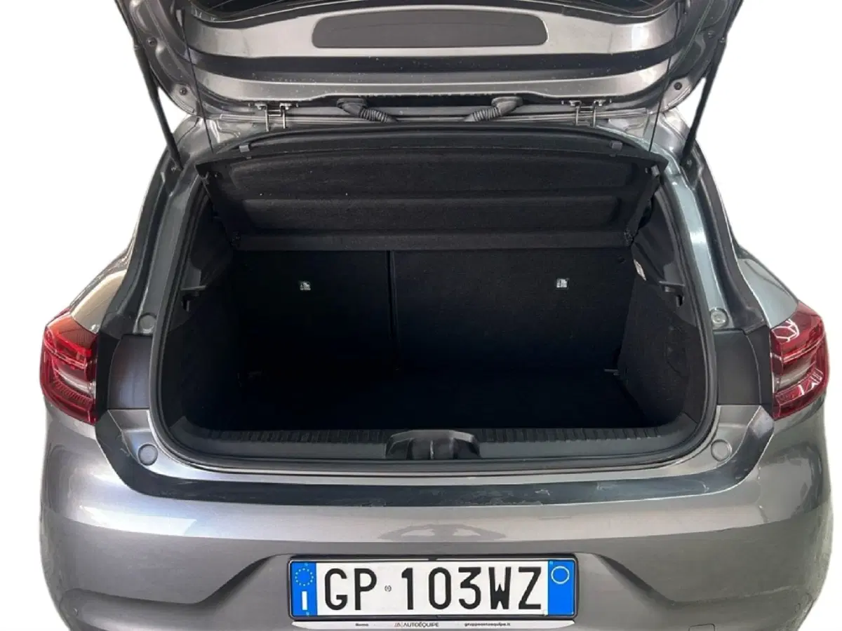 Renault Clio usata a Roma (10)