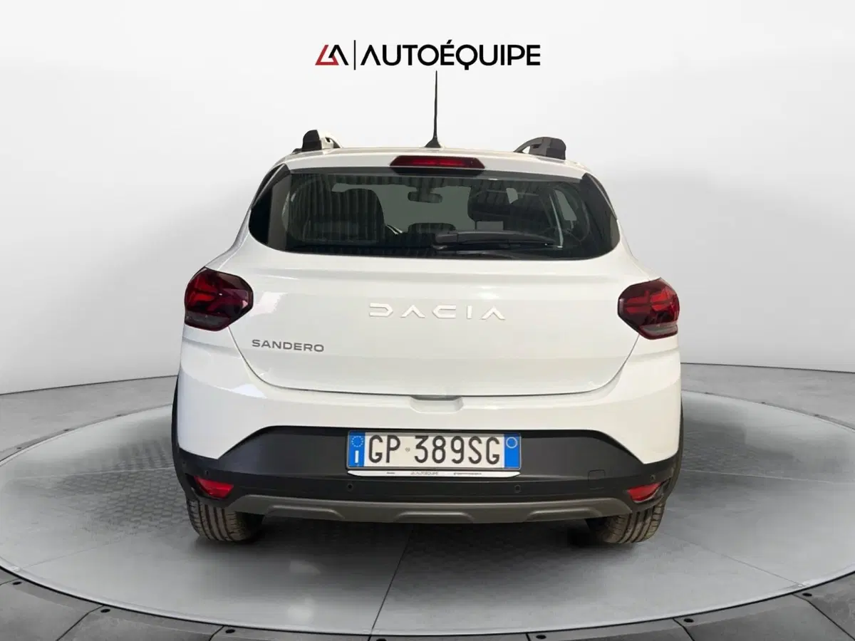 Dacia Sandero usata a Roma (4)