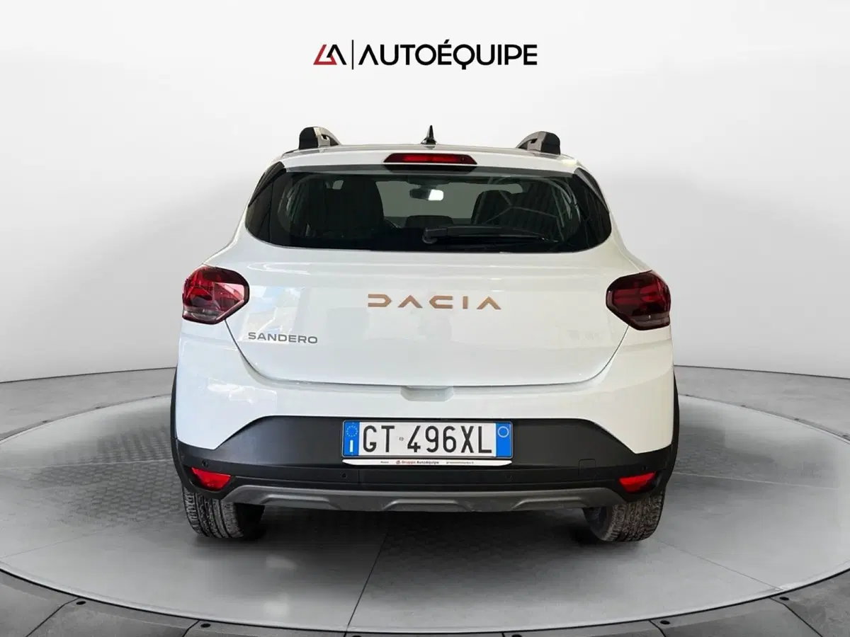 Dacia Sandero usata a Roma (4)