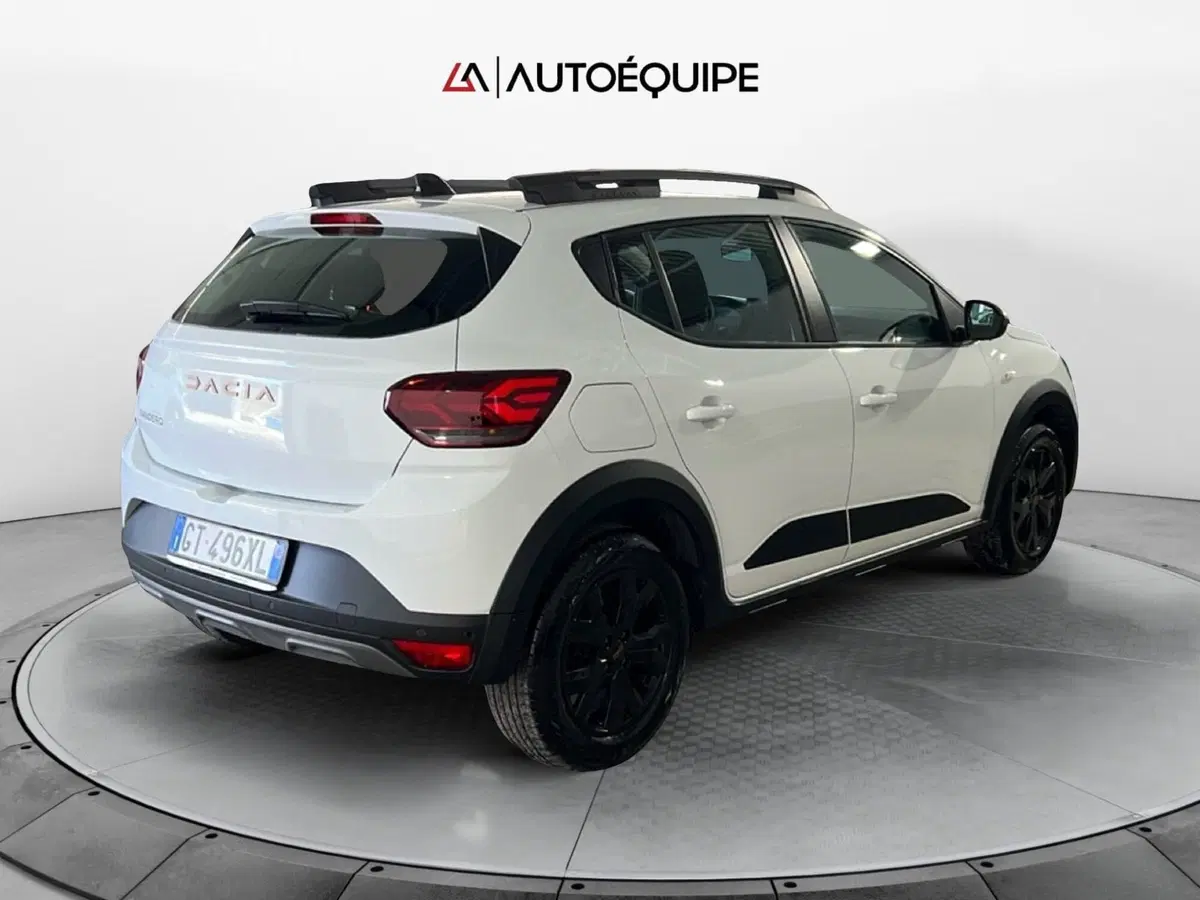 Dacia Sandero usata a Roma (5)