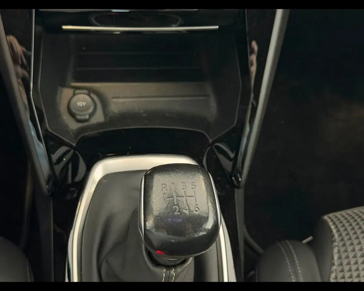 Peugeot 2008 usata a Alessandria (15)