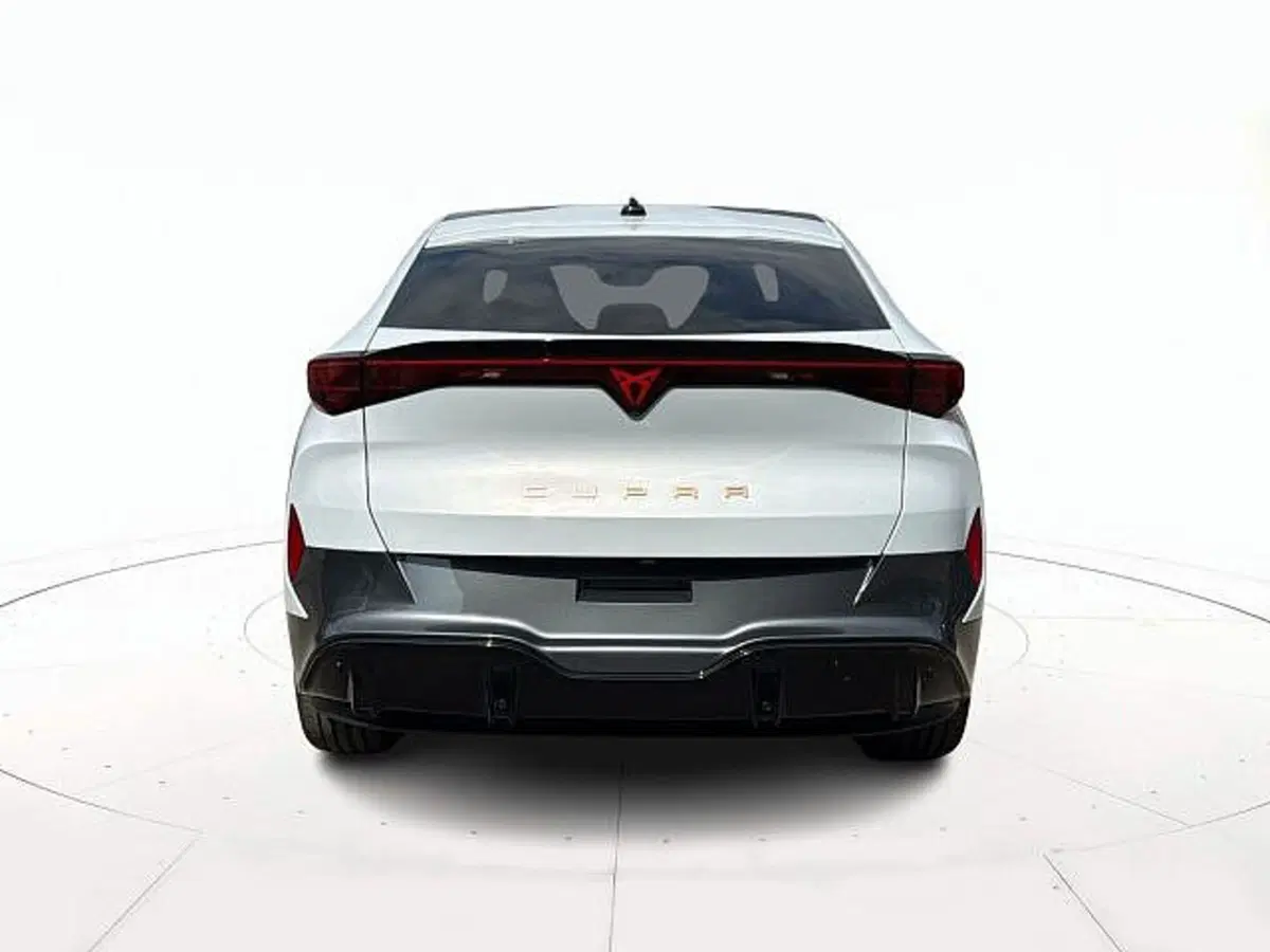 Cupra Tavascan nuova a Vicenza (4)