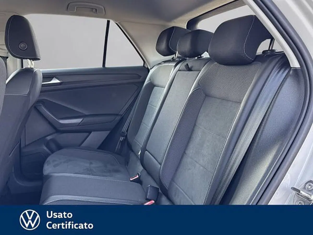 Volkswagen T-Roc usata a Vicenza (12)