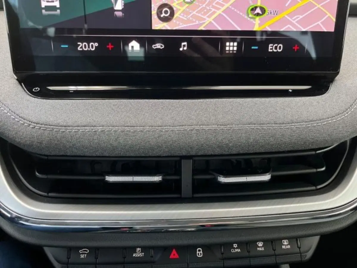 Skoda Enyaq usata a Verona (14)