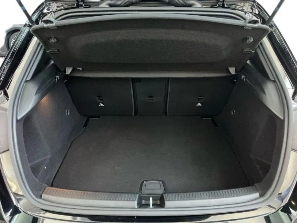 Mercedes-Benz Classe A Sedan usata a Verona (14)