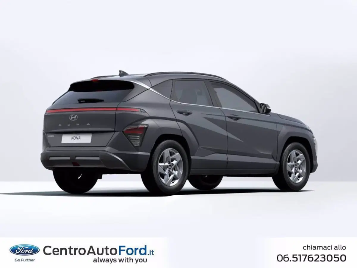 Hyundai Kona nuova a Roma (3)