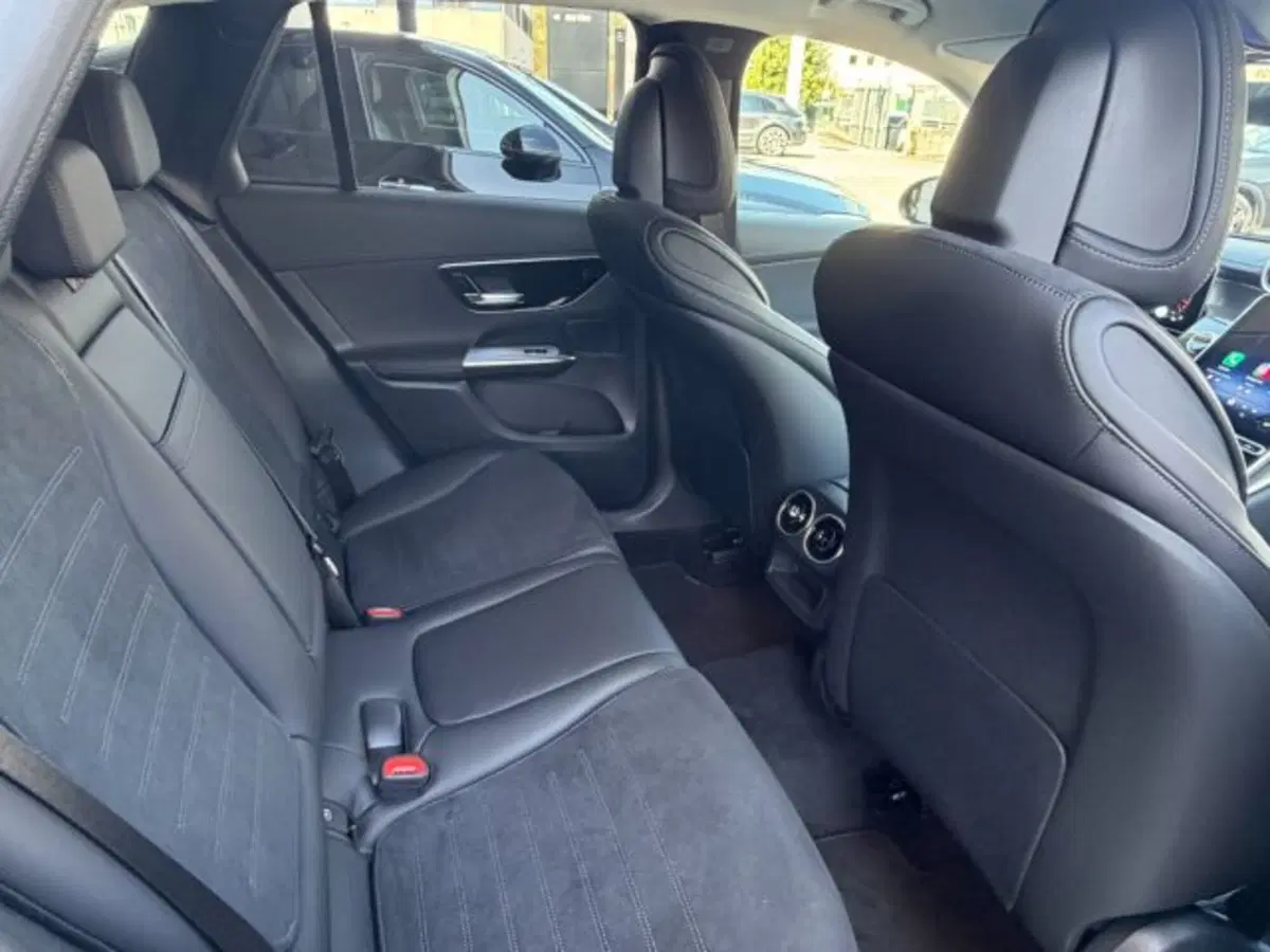 Mercedes-Benz GLC nuova a Potenza (17)