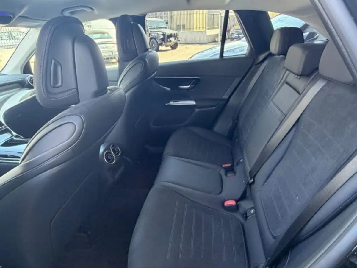 Mercedes-Benz GLC nuova a Potenza (19)