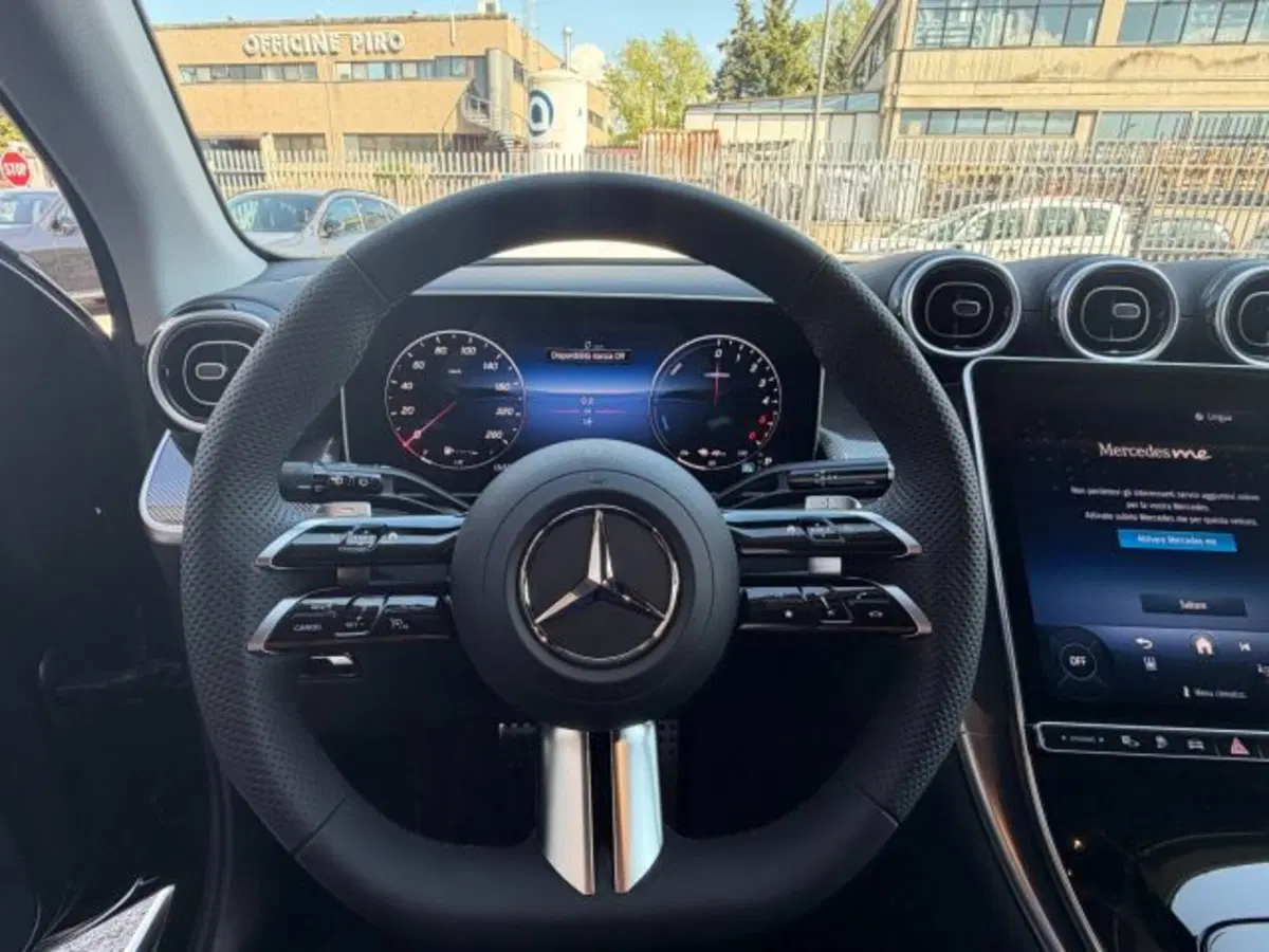 Mercedes-Benz GLC nuova a Potenza (7)