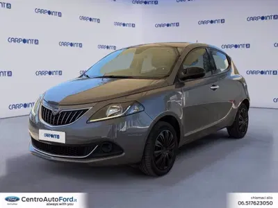 Lancia Ypsilon 1.0 FireFly 5 porte S&S Hybrid Silver Plus del 2022 usata a Albano Laziale