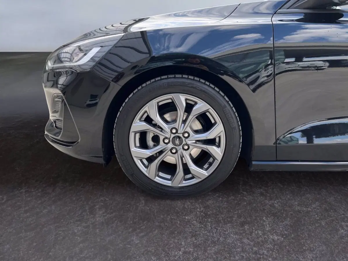 Ford Focus usata a Milano (10)