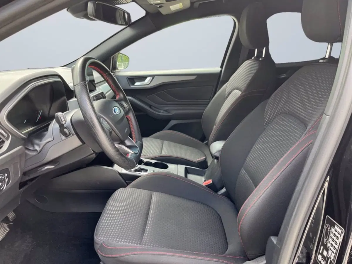 Ford Focus usata a Milano (11)