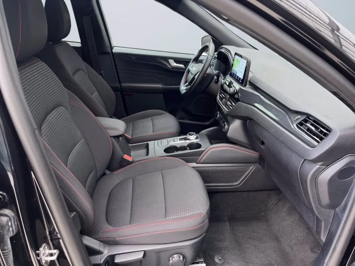 Ford Kuga usata a Milano (15)