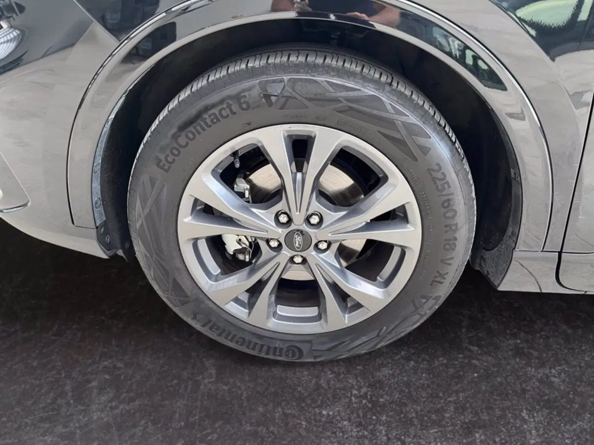 Ford Kuga usata a Milano (9)