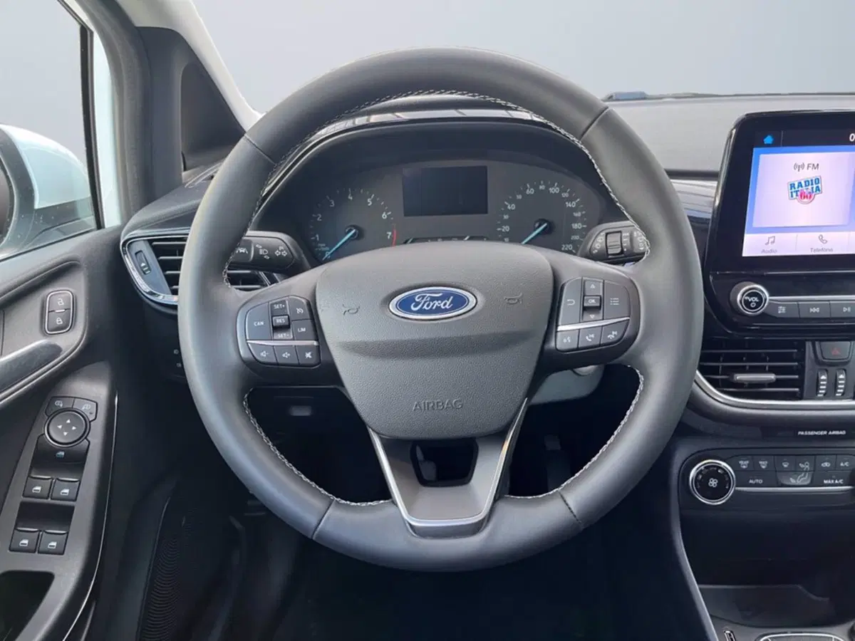 Ford Fiesta usata a Milano (13)