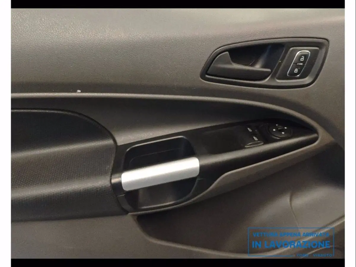 Ford Transit Connect Furgone usata a Catania (10)