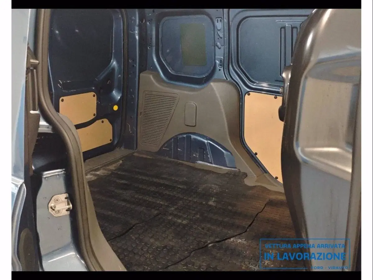 Ford Transit Connect Furgone usata a Catania (12)