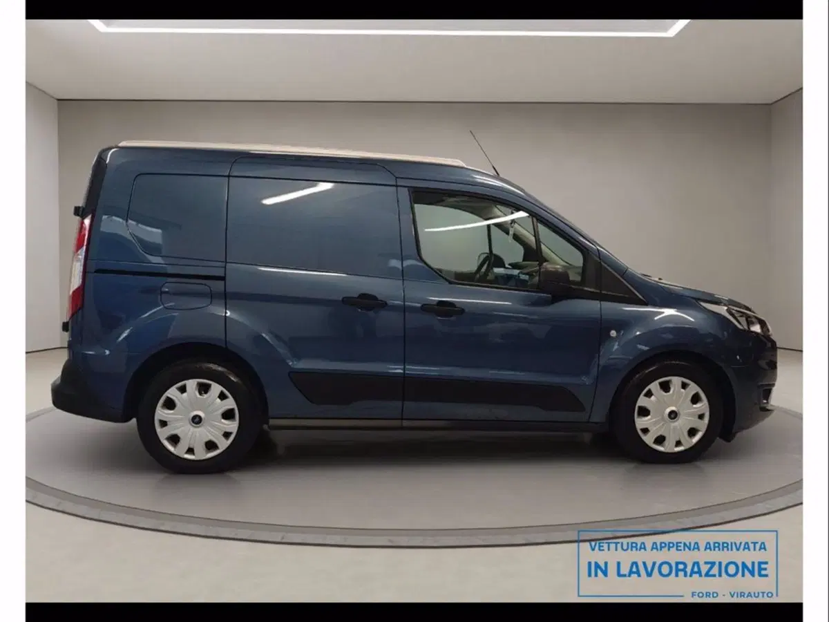Ford Transit Connect Furgone usata a Catania (7)