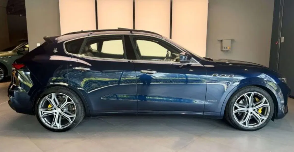 Maserati Levante usata a Torino (4)