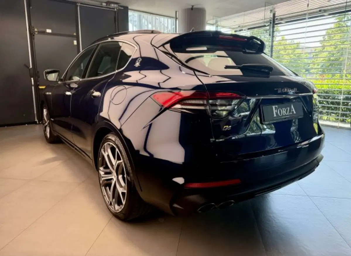 Maserati Levante usata a Torino (5)